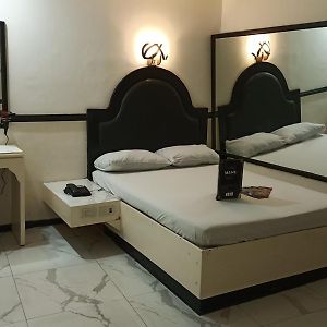 Halina Drive In Hotel-Sta Mesa